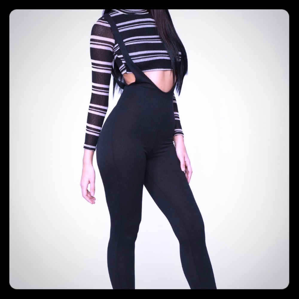 Fashion Nova Overall impressed pants set